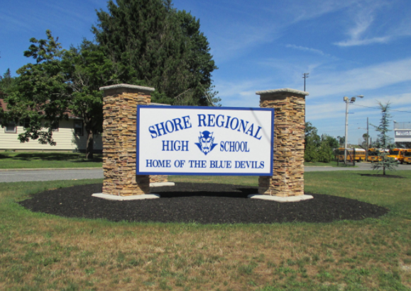 Trường Shore Regional High School